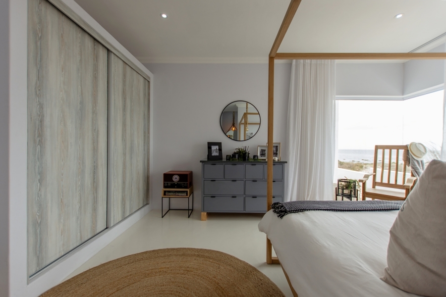 4 Bedroom Property for Sale in Sandy Point Western Cape